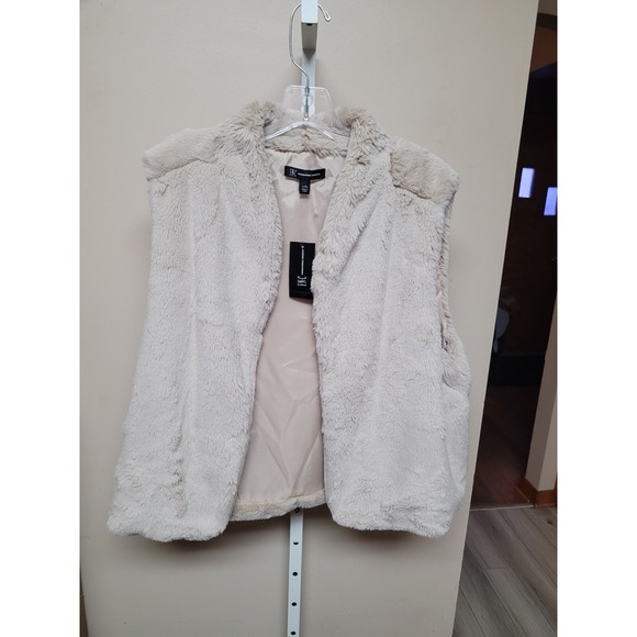 INC International Concepts Jackets & Blazers - Inc International Concepts Women's Faux-fur Vest - Taupe -‎ Size L/XL